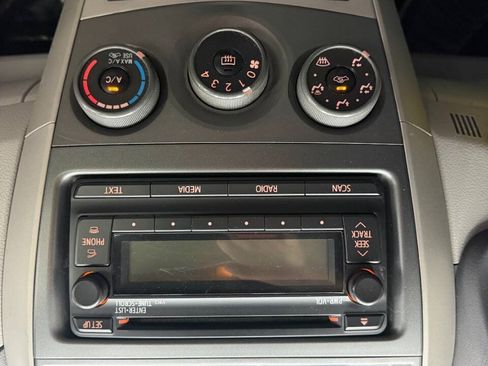 Used 2012 Toyota Corolla LE FWD image 25