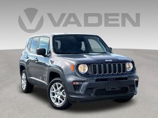 Used 2023 Jeep Renegade Latitude AWD/4WD video 1