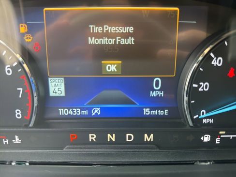 Used 2020 Ford Explorer XLT w/ Equipment Group 202A image 13