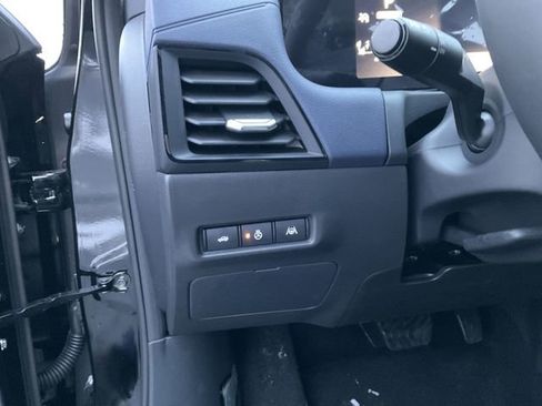 New 2026 Nissan Sentra SL w/ Floor Mat Package FWD image 18
