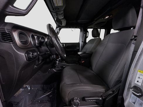 Used 2018 Jeep Wrangler Unlimited Sport S image 22