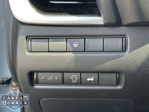 Used 2023 Nissan Rogue SL AWD/4WD image 24