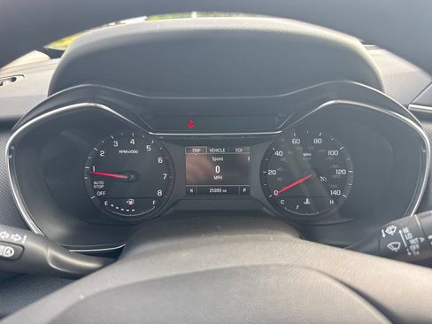 Used 2023 Chevrolet TrailBlazer LT FWD image 15