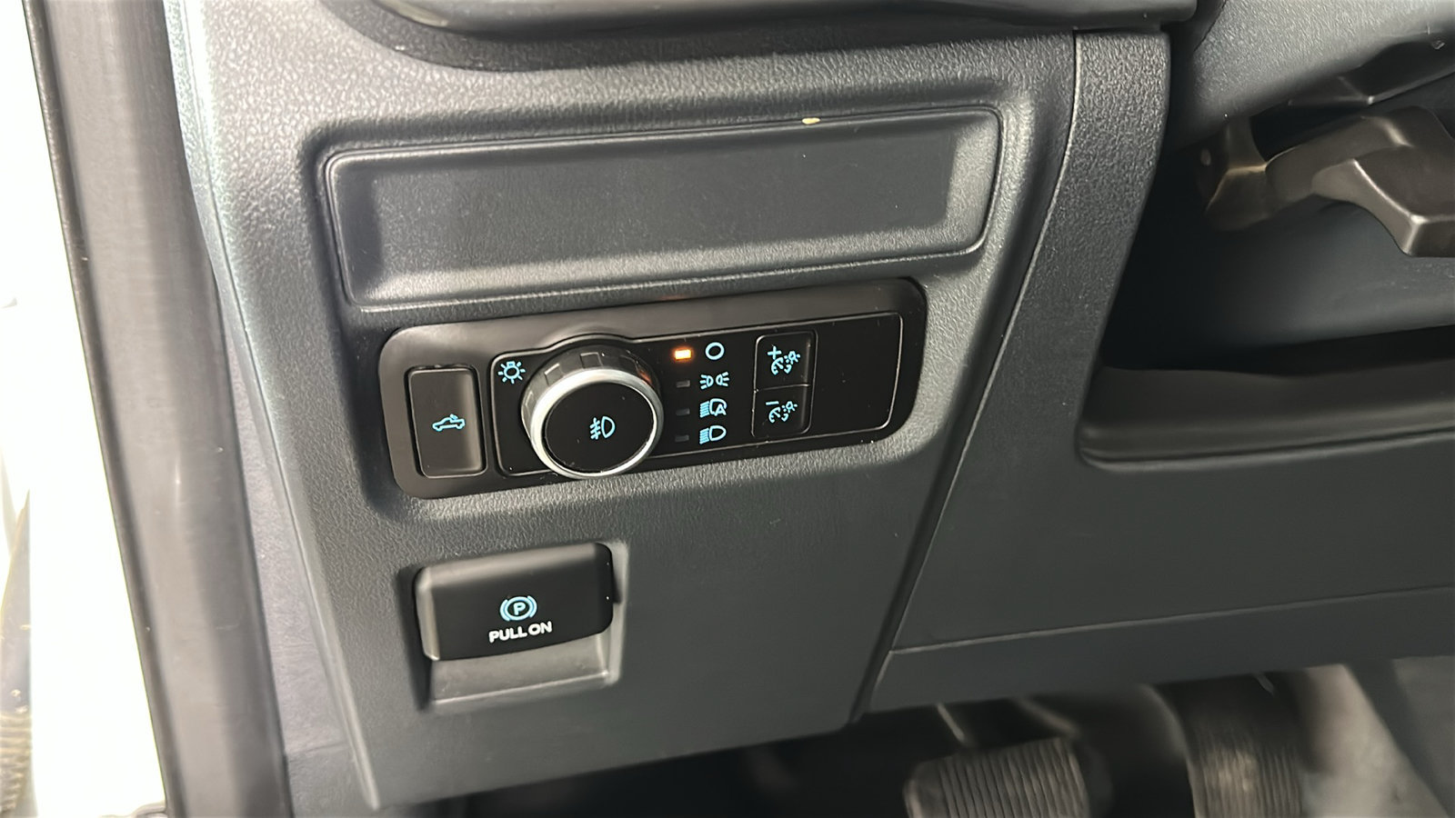 Used 2023 Ford F150 XL w/ Trailer Tow Package AWD/4WD image 23