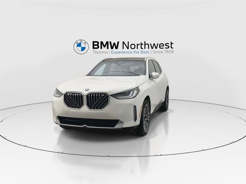 Used 2026 BMW X3 xDrive30 w/ Convenience Package image 8