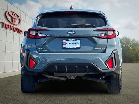Used 2024 Subaru Crosstrek 2.0i AWD/4WD image 4
