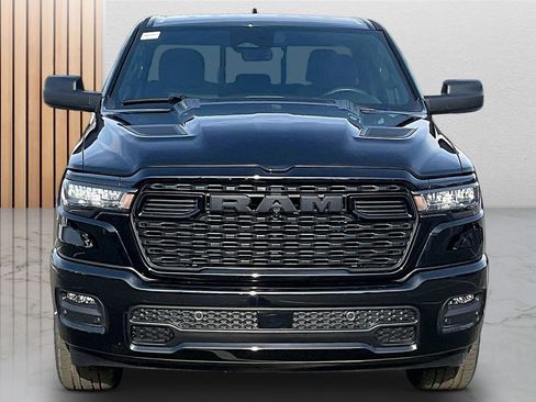 New 2026 RAM 1500 Express AWD/4WD image 3