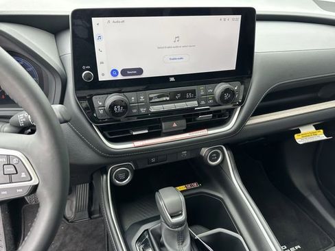 New 2026 Toyota Grand Highlander FWD image 14