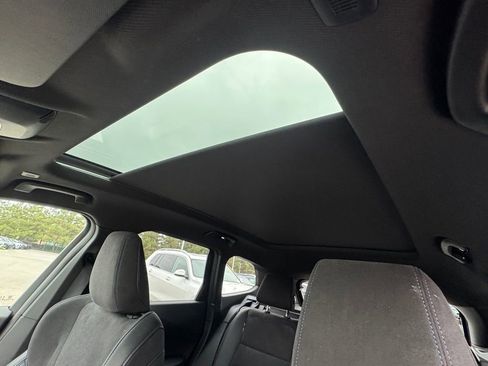 Used 2025 BMW X1 xDrive28i w/ Technology Package image 25