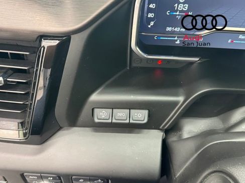 Used 2022 GMC Sierra 1500 AT4 w/ AT4 Premium Package image 28