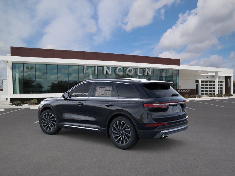 Used 2026 Lincoln Corsair Reserve FWD image 4