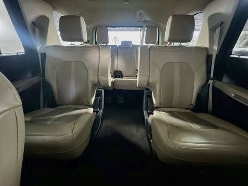 Used 2023 Ford Expedition Limited RWD image 26