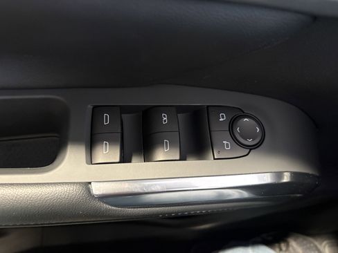 New 2026 Chevrolet Traverse LT w/ Sun and Wheel Package image 10