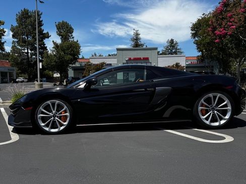 Used 2019 McLaren 570S Spider RWD image 13
