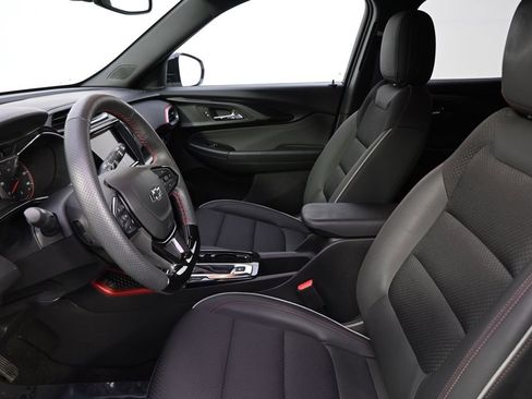 Used 2023 Chevrolet TrailBlazer RS w/ Convenience Package AWD/4WD image 13