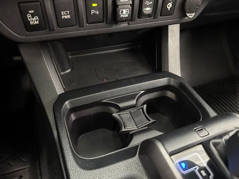 Used 2019 Toyota Tacoma TRD Pro AWD/4WD image 29