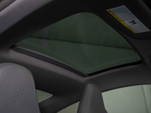 Used 2023 Porsche 911 Carrera w/ Sport Chrono Package image 27