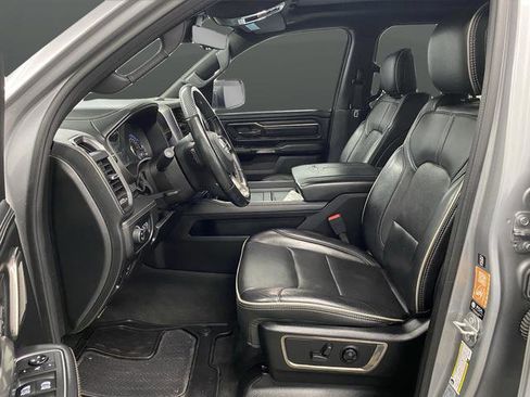 Used 2021 RAM 1500 Limited w/ Night Edition image 4