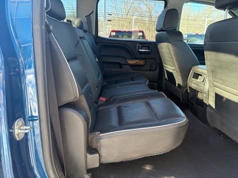 Used 2019 Chevrolet Silverado 2500 High Country w/ Duramax Plus Package image 45