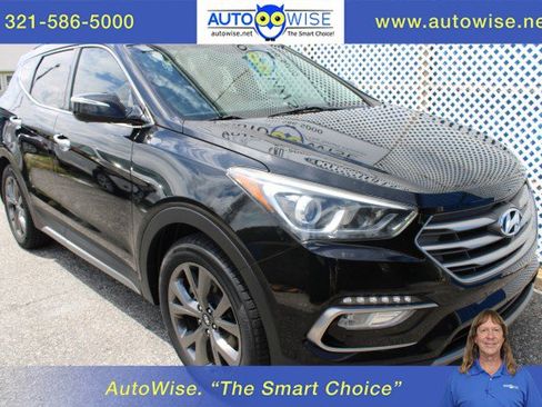 Used 2017 Hyundai Santa Fe Sport FWD image 1