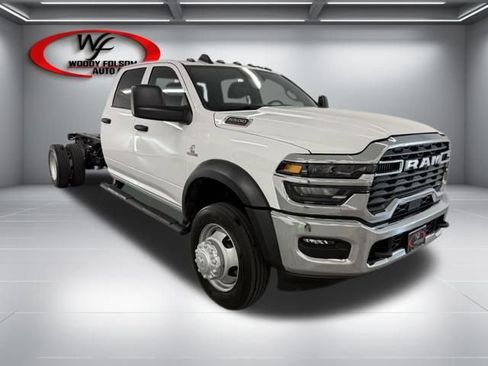 New 2026 RAM 5500 Tradesman w/ Chrome Appearance Group AWD/4WD image 3