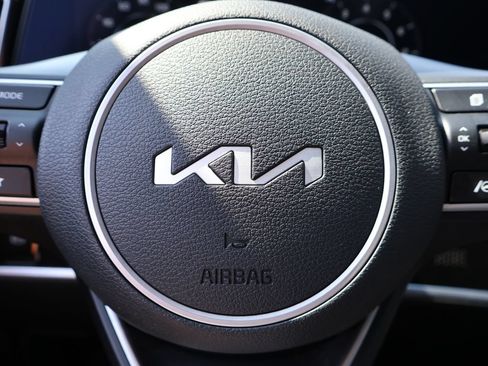 Used 2025 Kia Sportage SX FWD image 27