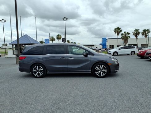 Used 2023 Honda Odyssey Touring image 9