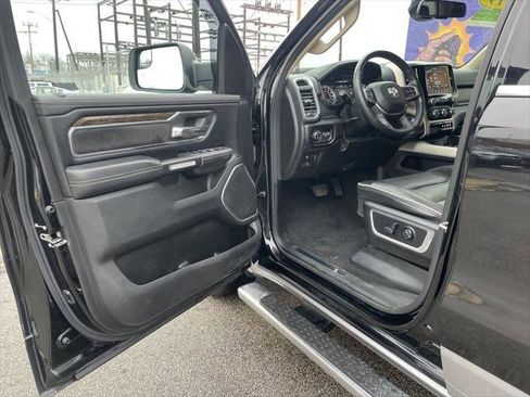 Certified 2019 RAM 1500 Laramie image 14