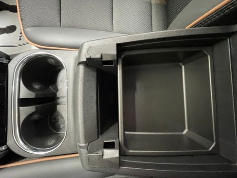 New 2026 GMC Canyon AT4 AWD/4WD image 17