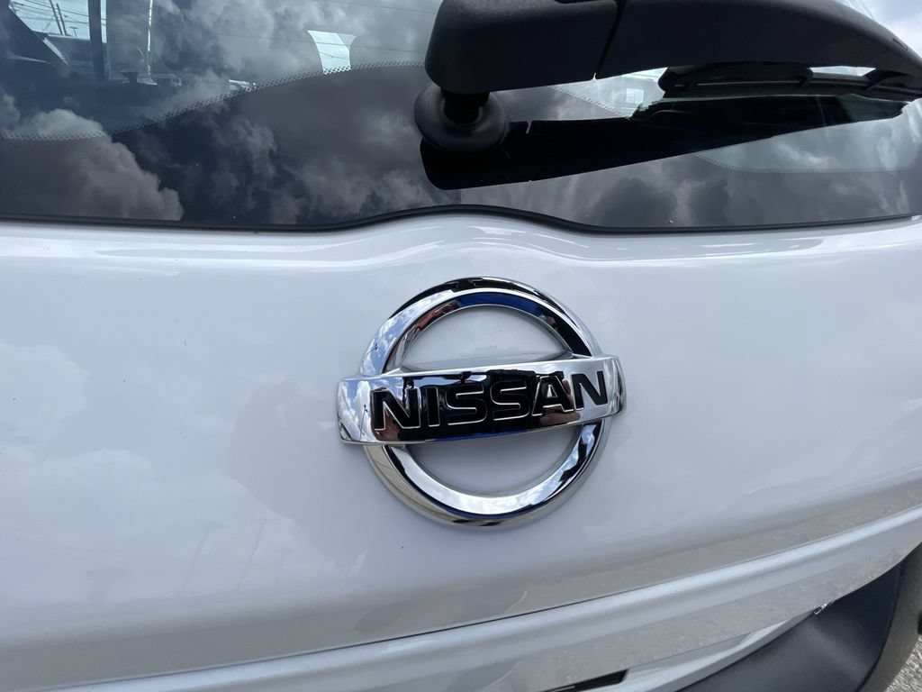 Used 2020 Nissan Kicks SR FWD image 29