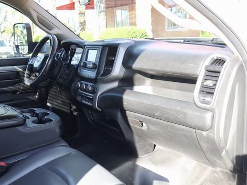 Used 2020 RAM 5500 Tradesman image 35