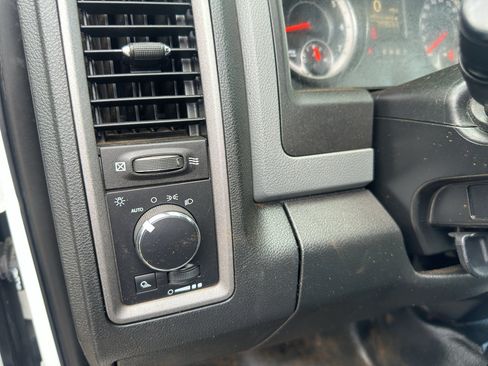Used 2018 RAM 1500 Tradesman w/ Popular Equipment Group RWD image 21
