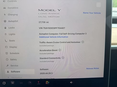 Used 2023 Tesla Model Y Long Range AWD/4WD image 24