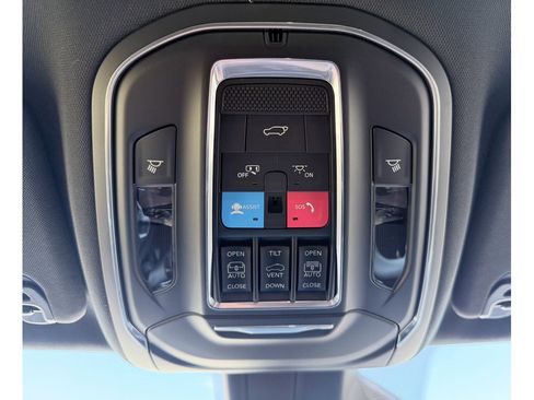 New 2026 Jeep Grand Wagoneer Limited AWD/4WD image 18