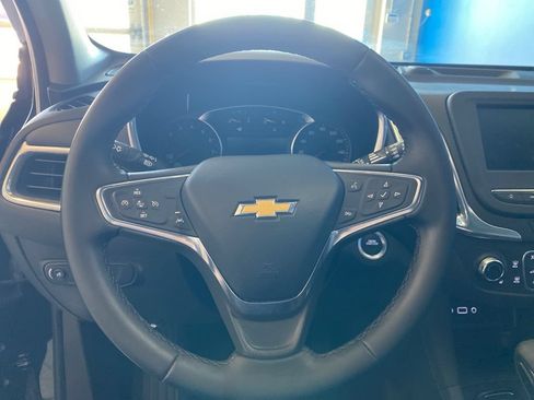 Used 2024 Chevrolet Equinox LT AWD/4WD image 16