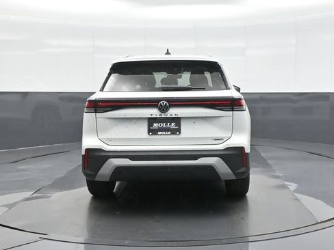 New 2026 Volkswagen Tiguan SE AWD/4WD image 6