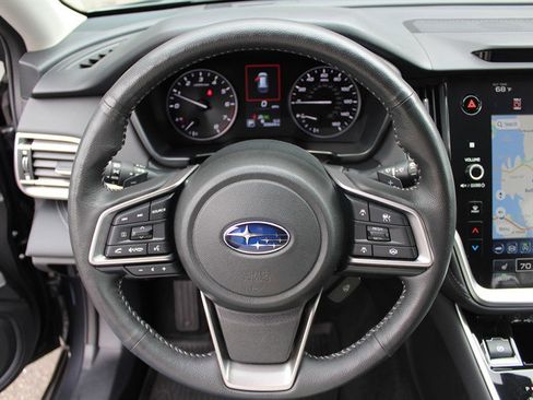 Used 2023 Subaru Outback Limited image 17