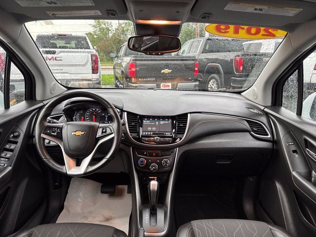 Used 2019 Chevrolet Trax LT w/ LT Convenience Package AWD/4WD image 25