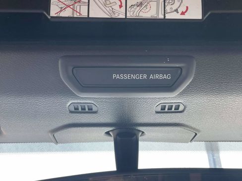 Used 2021 Jeep Wrangler Sport AWD/4WD image 27