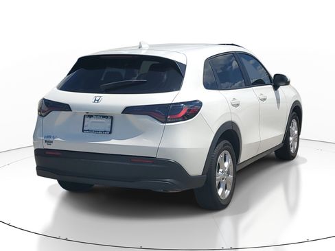 Used 2025 Honda HR-V LX image 6