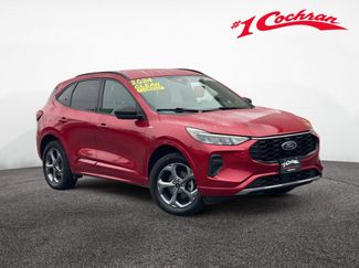 Used 2024 Ford Escape ST-Line AWD/4WD video 1