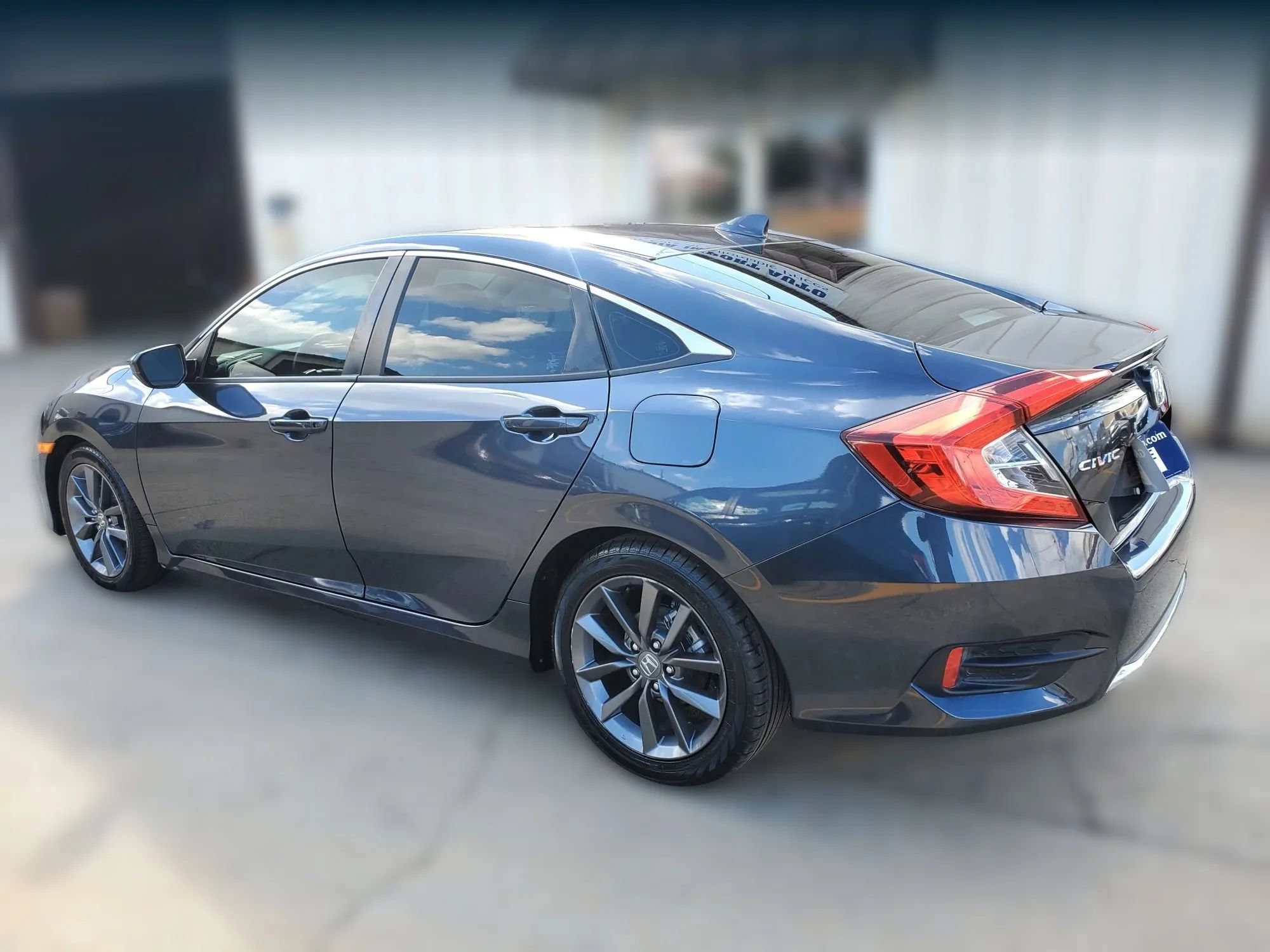 Used 2021 Honda Civic EX-L image 9
