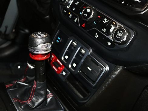 Used 2019 Jeep Wrangler Rubicon image 50