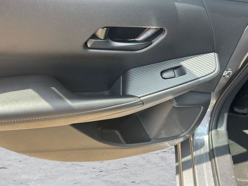 Used 2024 Nissan Sentra SV FWD image 19