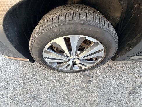 Used 2019 Subaru Ascent Touring AWD/4WD image 53