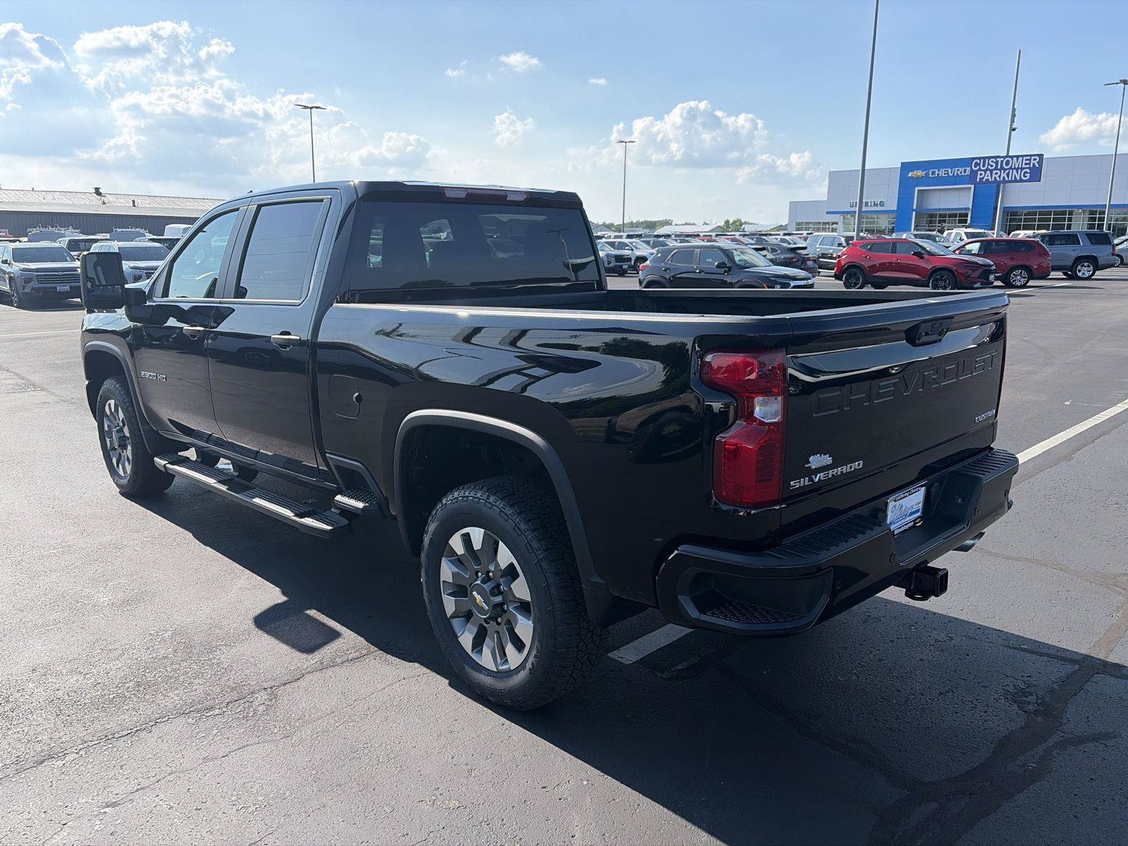 New 2026 Chevrolet Silverado 2500 Custom w/ Custom Value Package AWD/4WD image 7