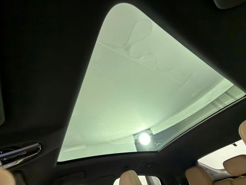 Used 2021 Porsche Cayenne Coupe image 14