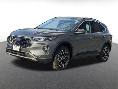 New 2026 Ford Escape SE w/ PHEV Premium Package image 6