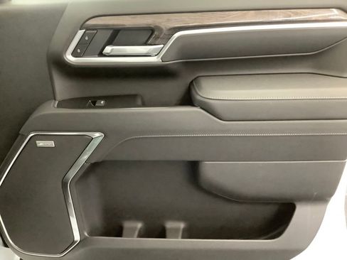 New 2026 Chevrolet Silverado 2500 LTZ w/ LTZ Convenience Package image 24