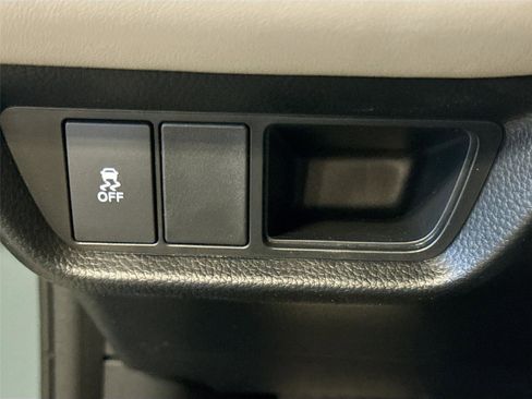 New 2026 Honda HR-V LX image 14